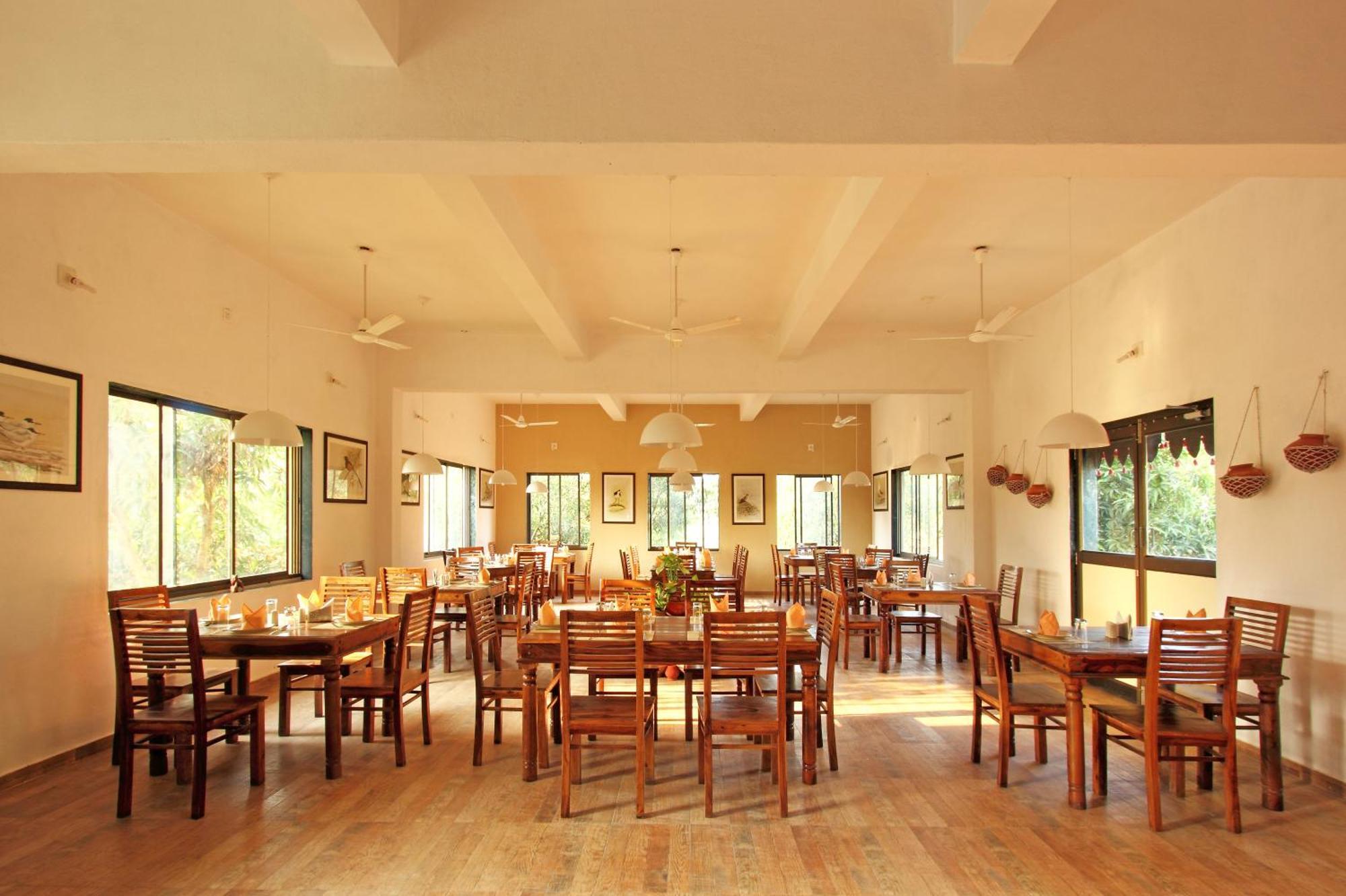 Gir Birding Lodge Sasan Gir Exteriör bild